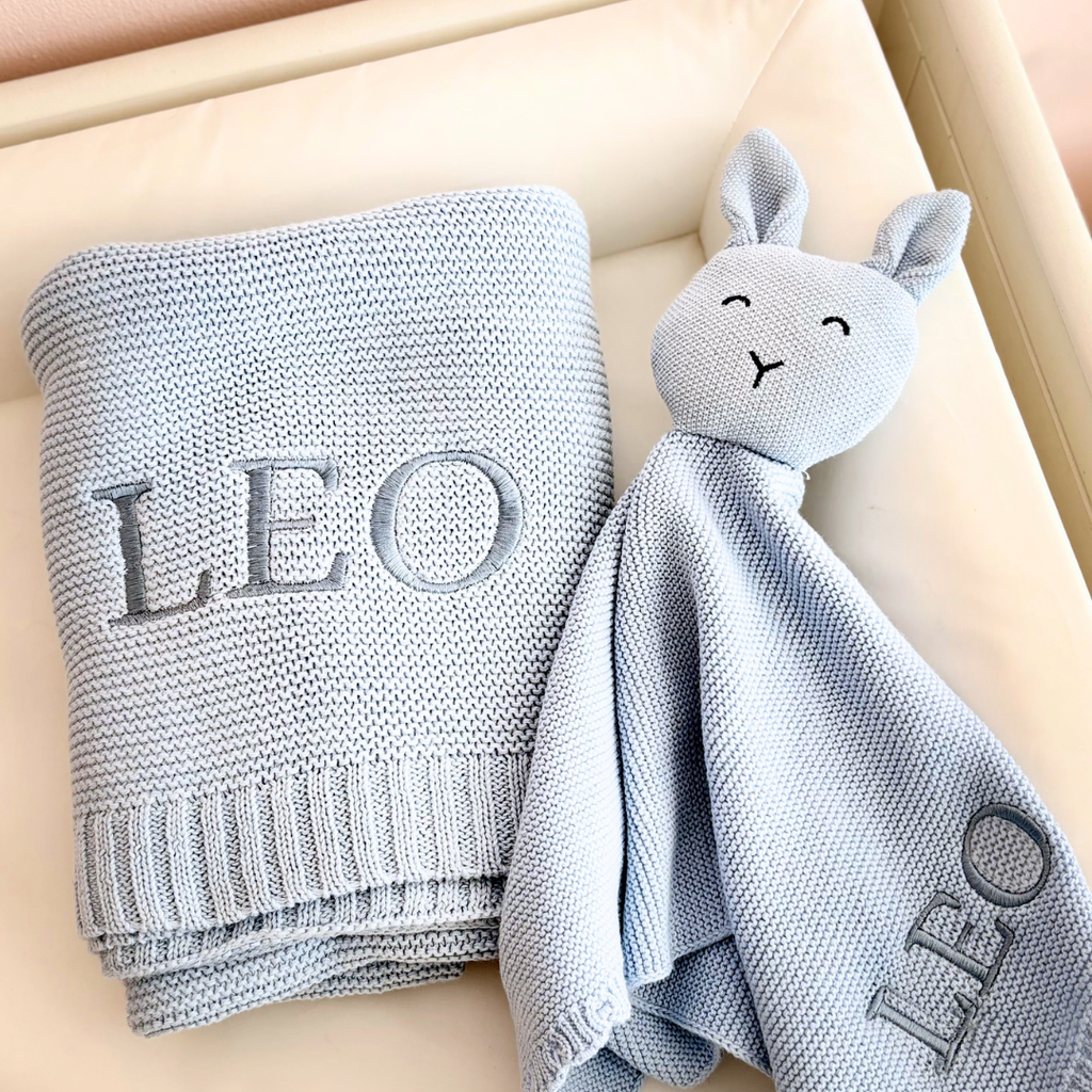 Personalized Baby Knit Blanket & Bunny Comforter Set – Embroidered Name Soft Blanket